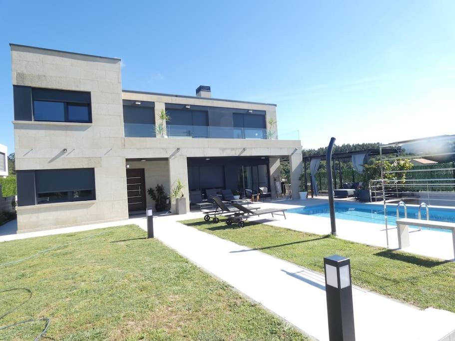 Chalet De Diseno Moderno En Sanxenxo Exteriör bild